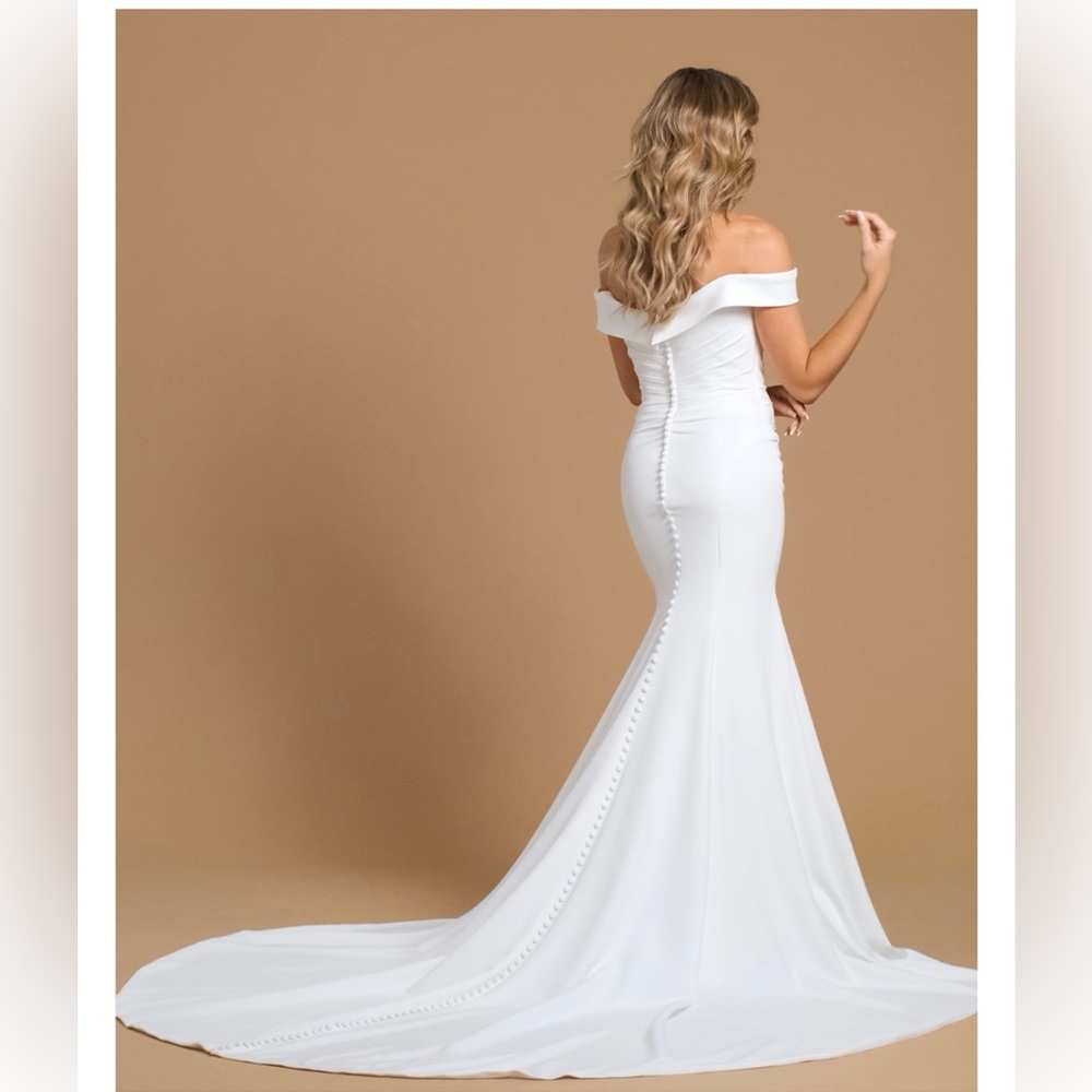 NWT Sophia Tolli Emma Wedding dress Size 12 - Picture 3 of 7